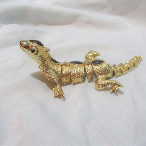 Jewelry - Luxury MOVING LIZARD CHAMELEON NEWT Brooch JEWEL ENCRUSTED Runway